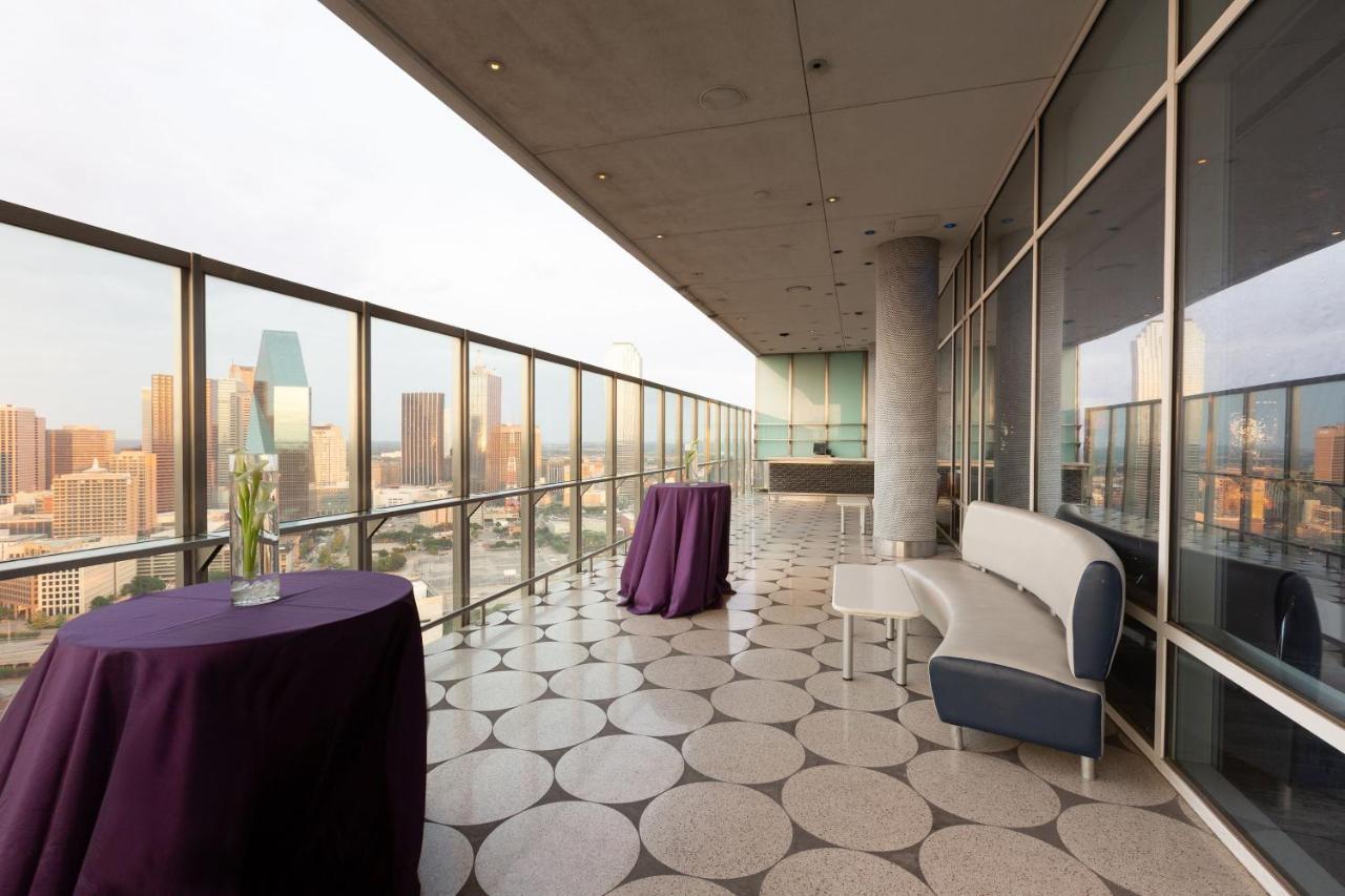 W Dallas Exterior photo