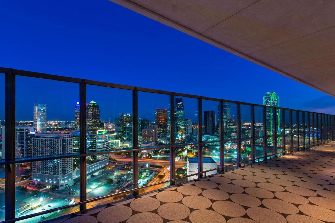 W Dallas Exterior photo