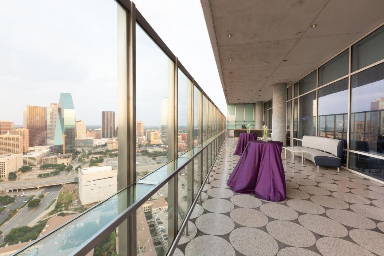 W Dallas Exterior photo
